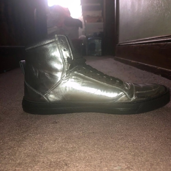 Versace Hightop Men Sneakers - Picture 5 of 6